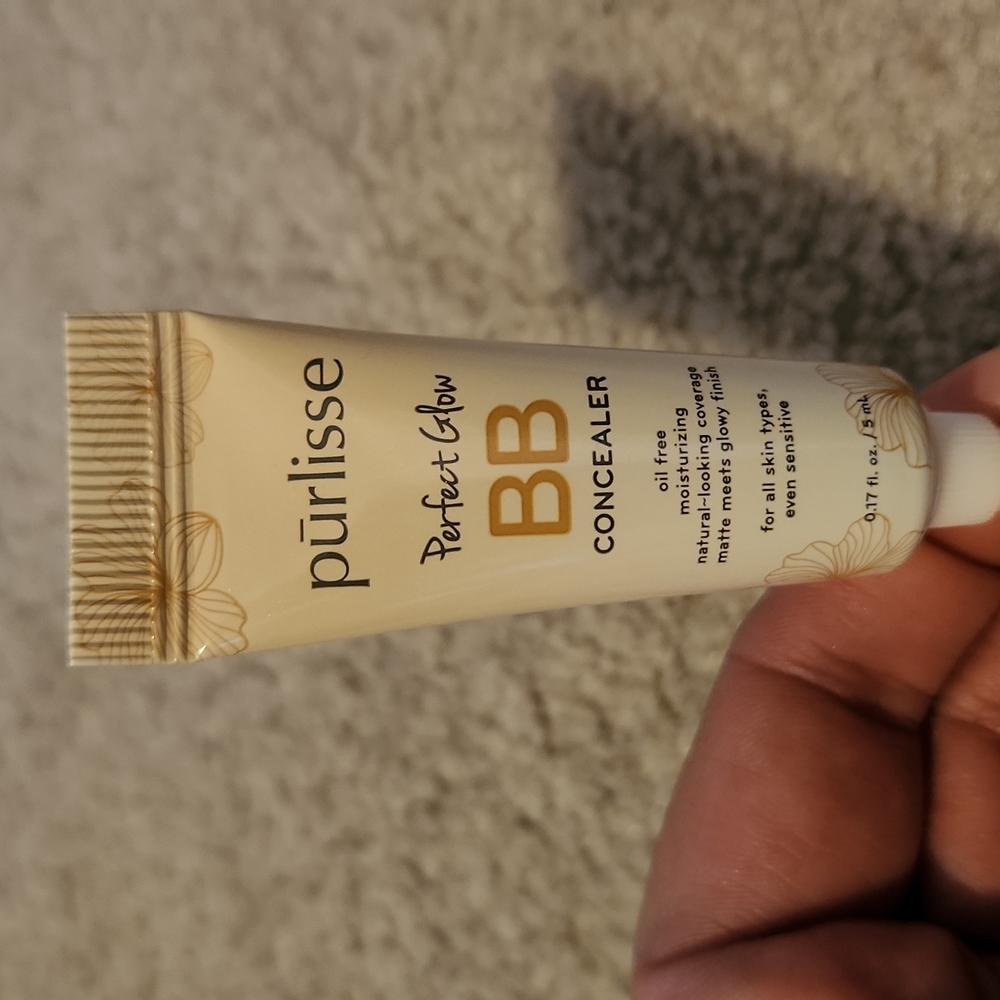 Purlisse concealer in medium